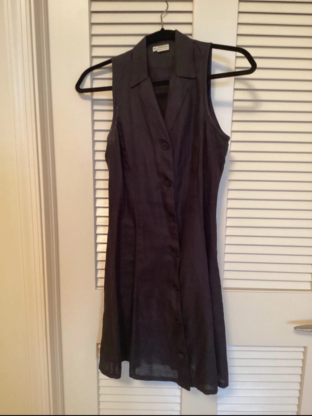 Italian linen 100% Sleeveless Button-Front Black Dress